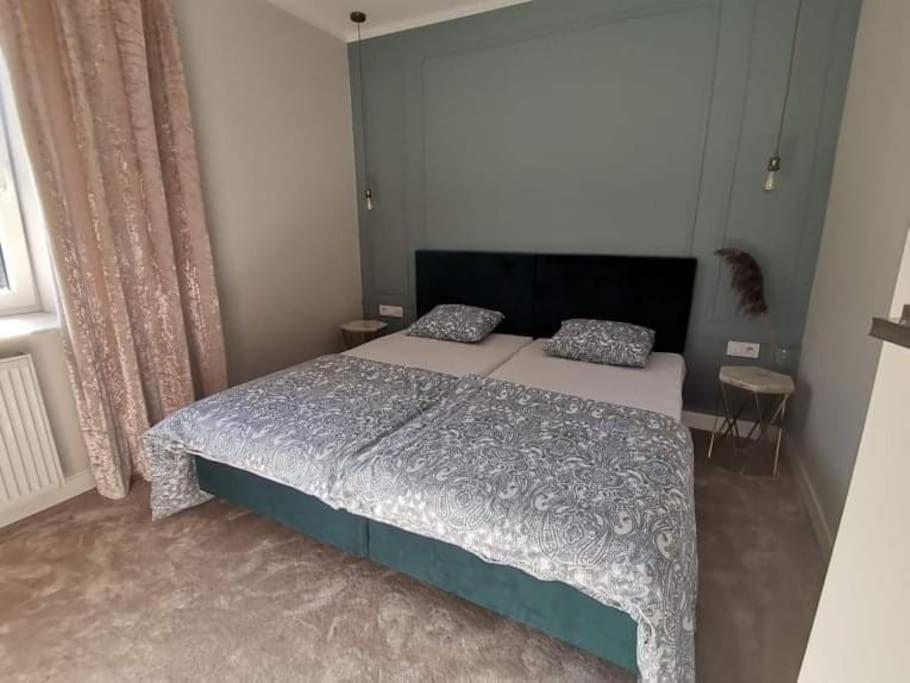 Apartamenty Motyl بيتوم المظهر الخارجي الصورة