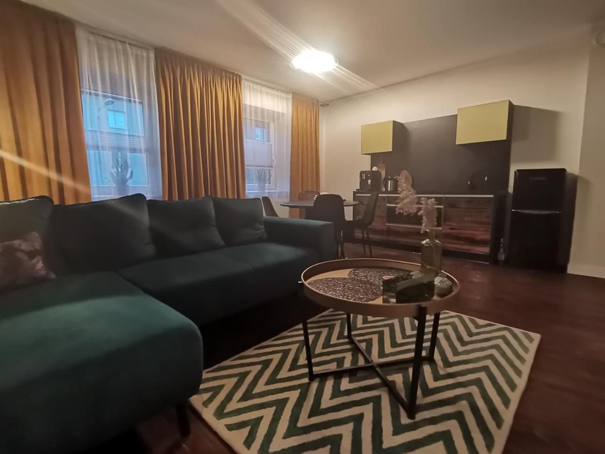 Apartamenty Motyl بيتوم المظهر الخارجي الصورة